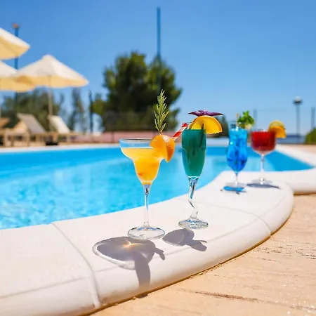 Medena In Seget Donji, With Pools Apartment