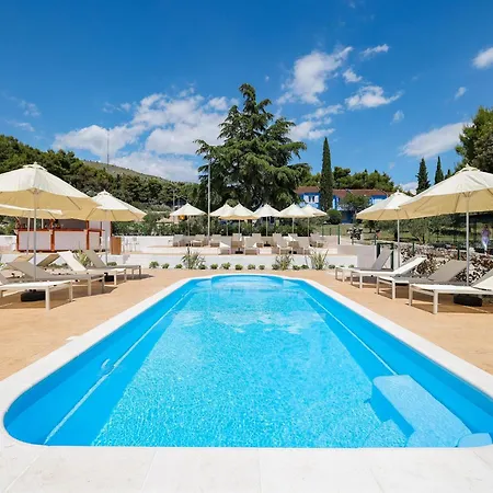 Medena In Seget Donji, With Pools Apartment *
